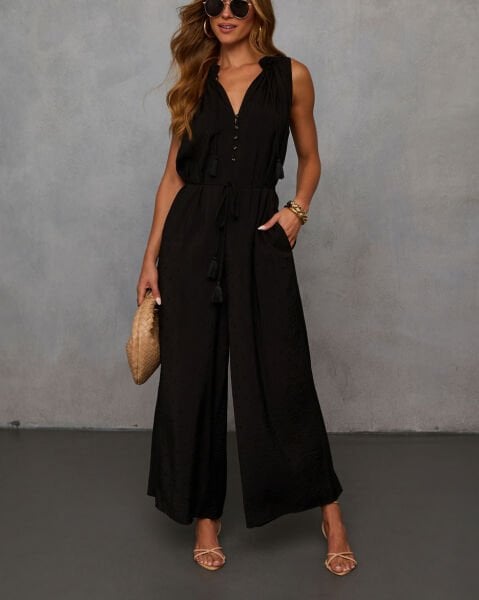 BLACK JUMPSUIT