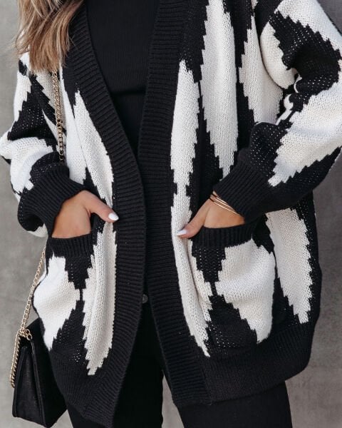 BLACK-ECRU-PLAID CARDIGAN