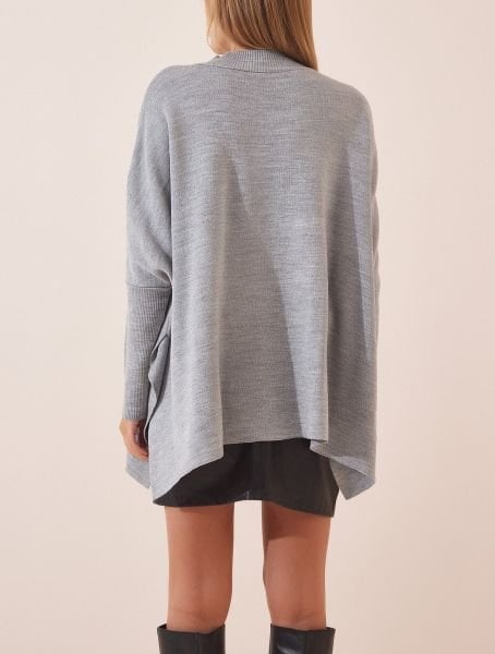 GREY PONCHO