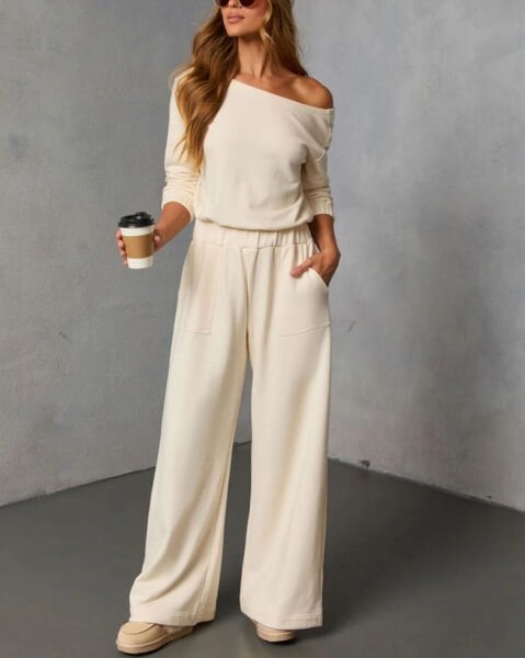 ECRU BLOUSE AND PANTS