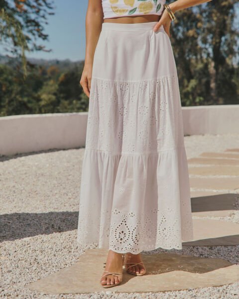 WHITE SKIRT
