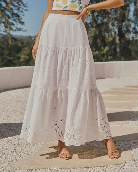 WHITE SKIRT