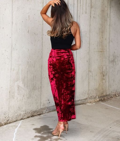 Burgundy-Sequıned Skırt