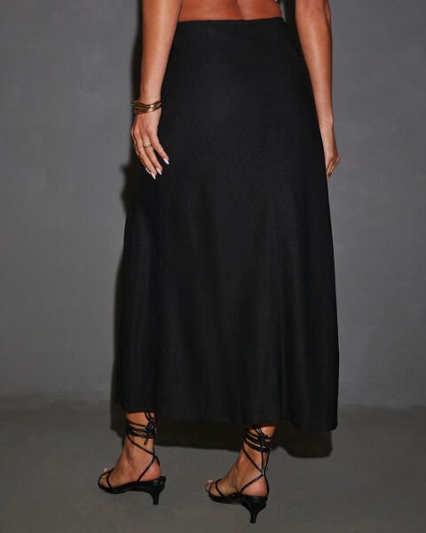BLACK SKIRT