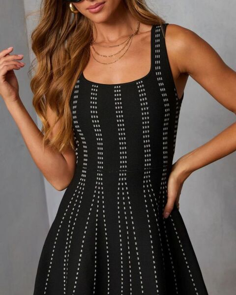 BLACK-WHITE-STRIPED DRESS