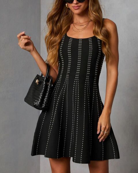 BLACK-WHITE-STRIPED DRESS