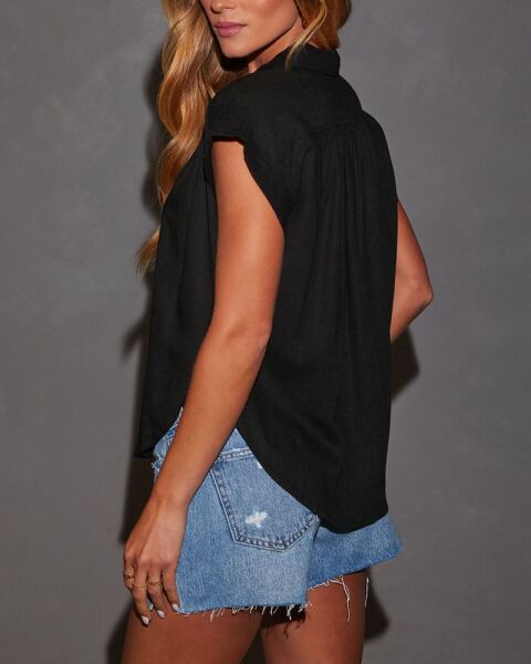 BLACK SHIRT