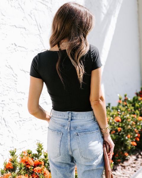 BLACK BLOUSE