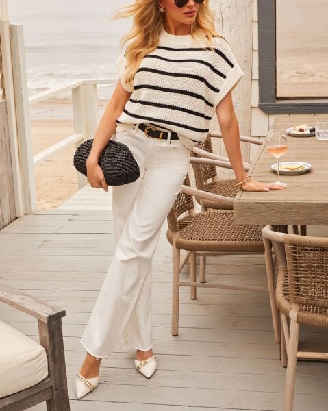 ECRU-BLACK-STRIPED SWEATER