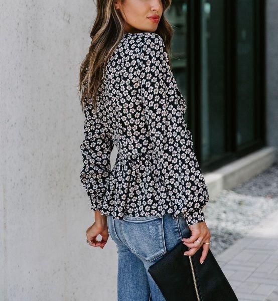 BLACK-WHITE-FLORAL BLUZ