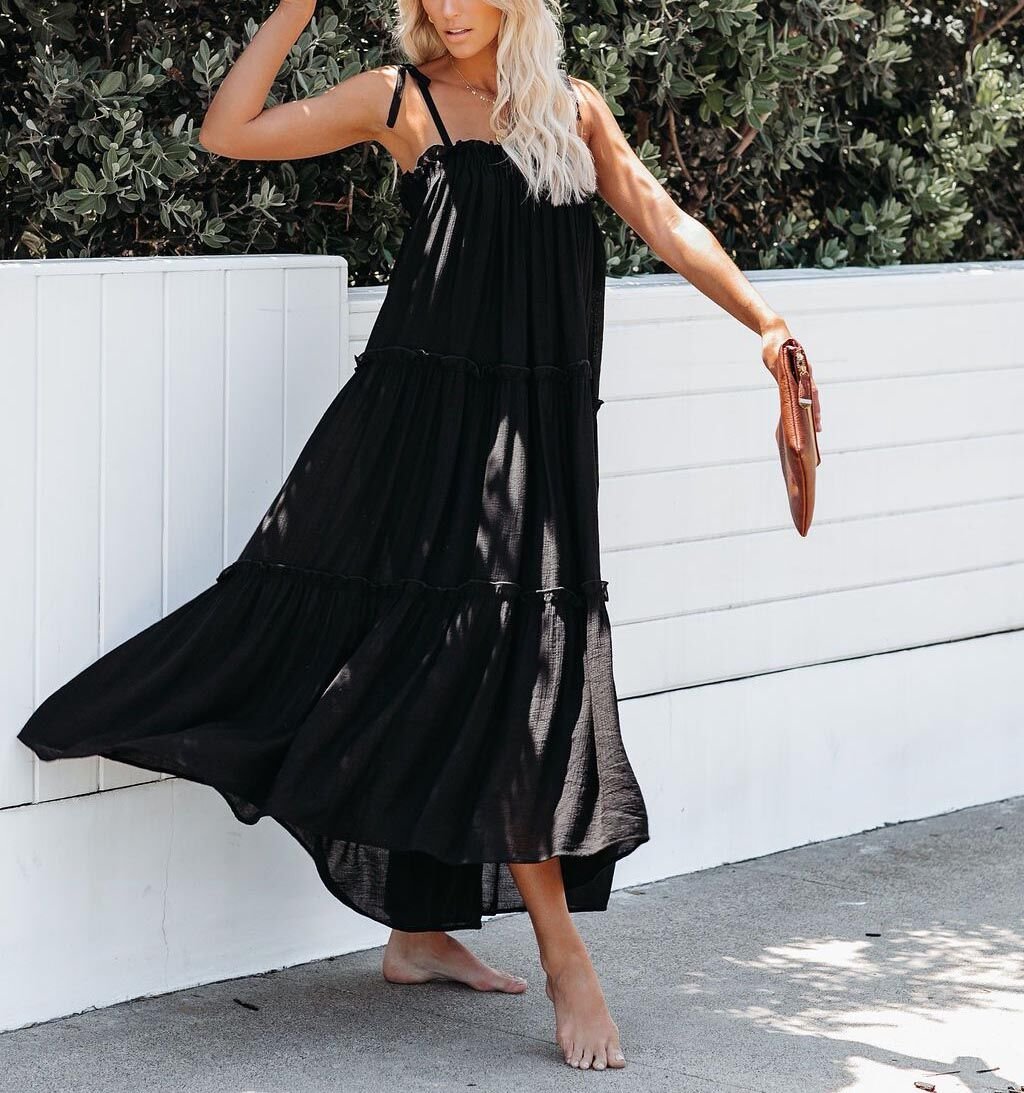 BLACK DRESS