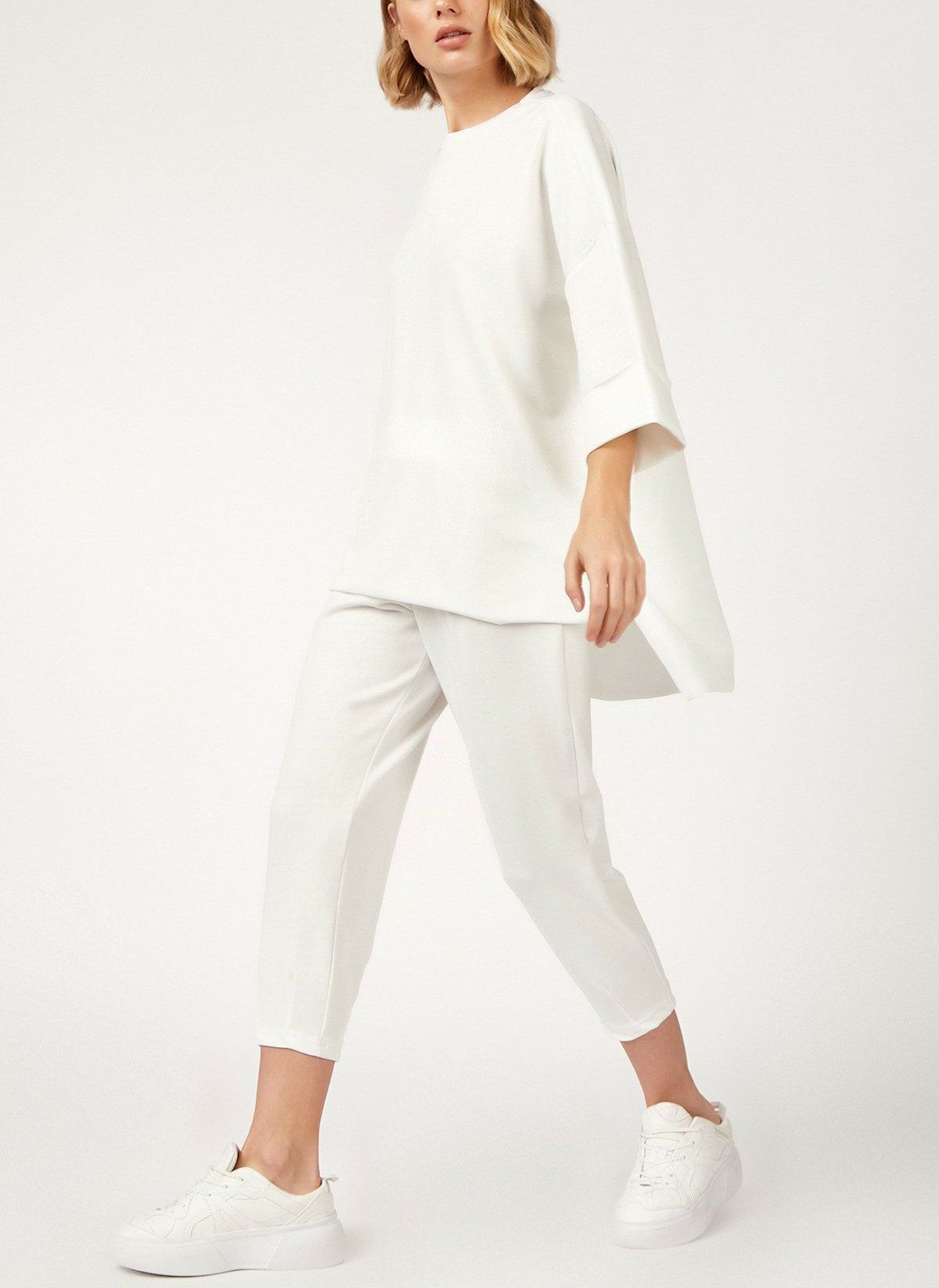 ECRU SWEATSHIRT-AND-PANTS-SET