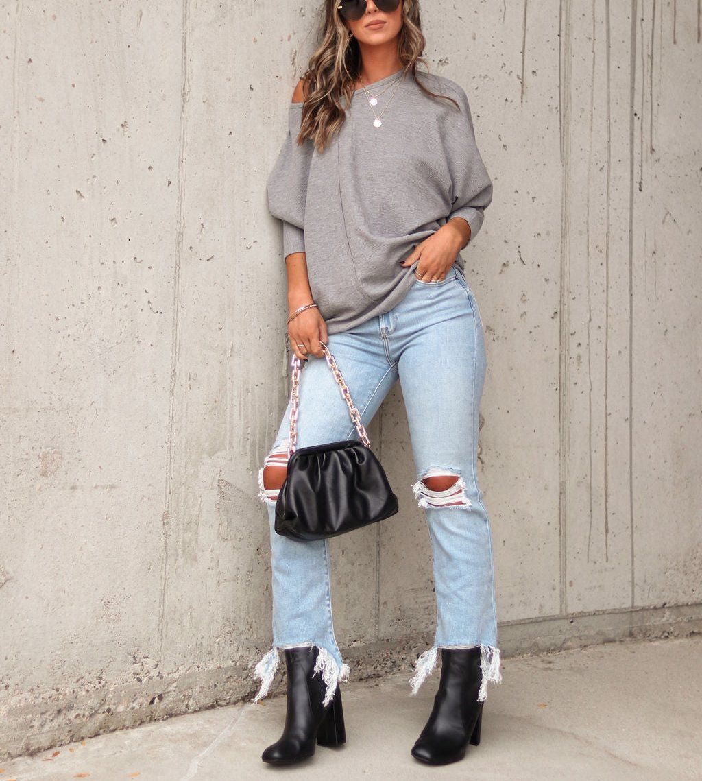 GREY SWEATSHIRT