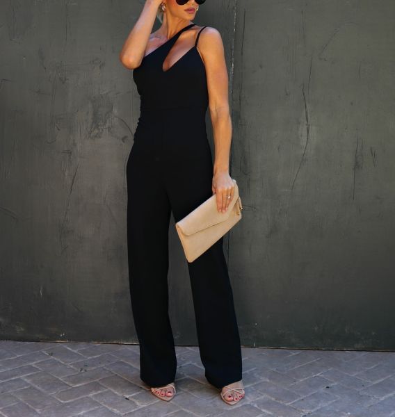 BLACK JUMPSUIT