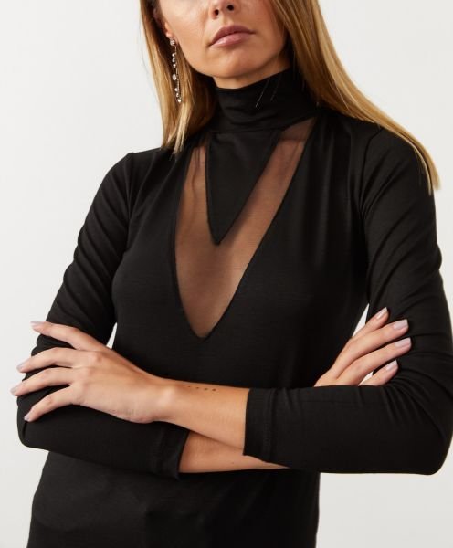 BLACK-BLOUSE