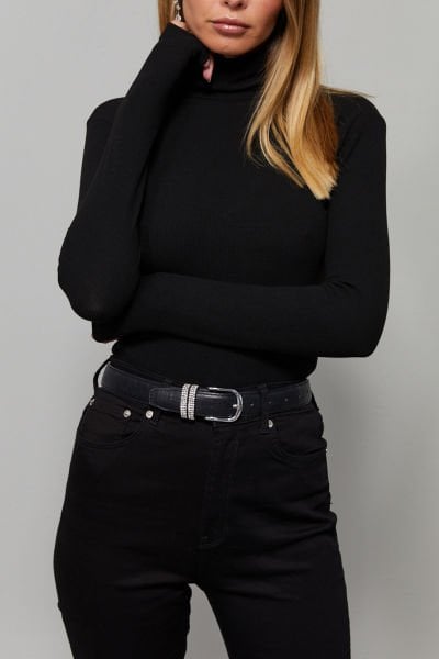 BLACK-BLOUSE