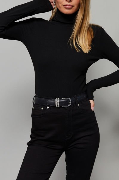 BLACK-BLOUSE