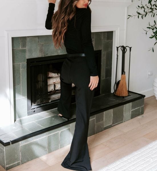 BLACK-BLOUSE