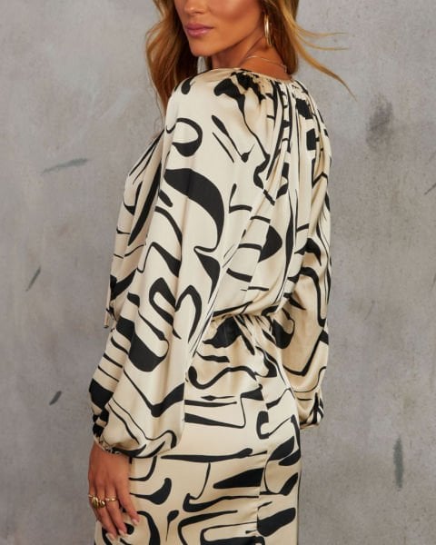 CREAM-BLACK-PRINTED-DRESS