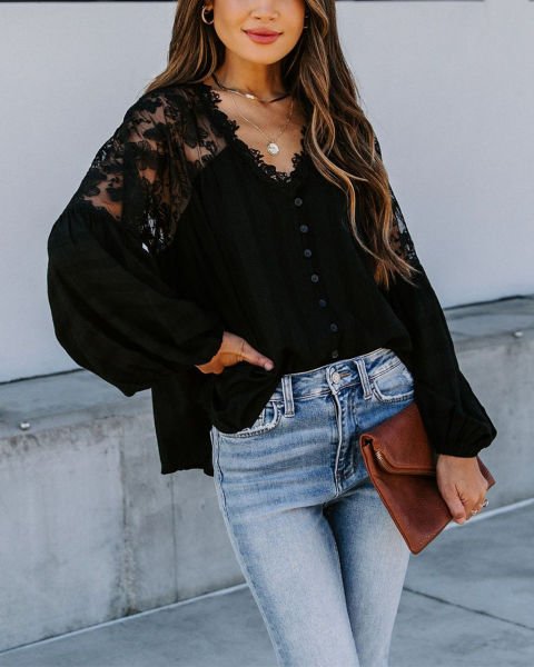 BLACK BLOUSE