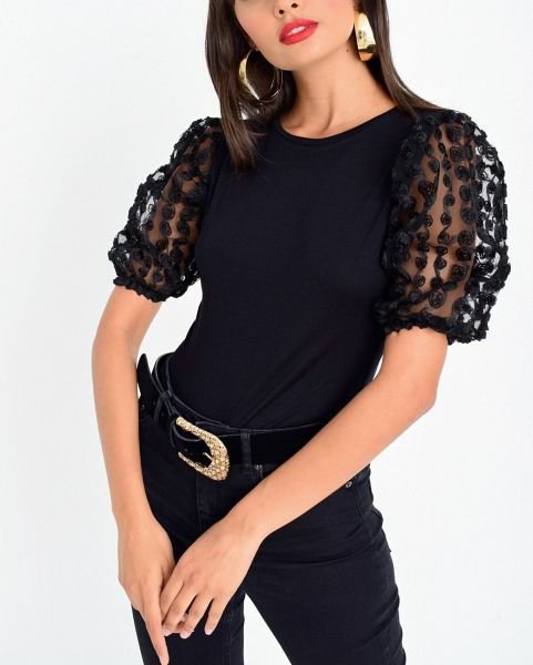 BLACK-BLOUSE