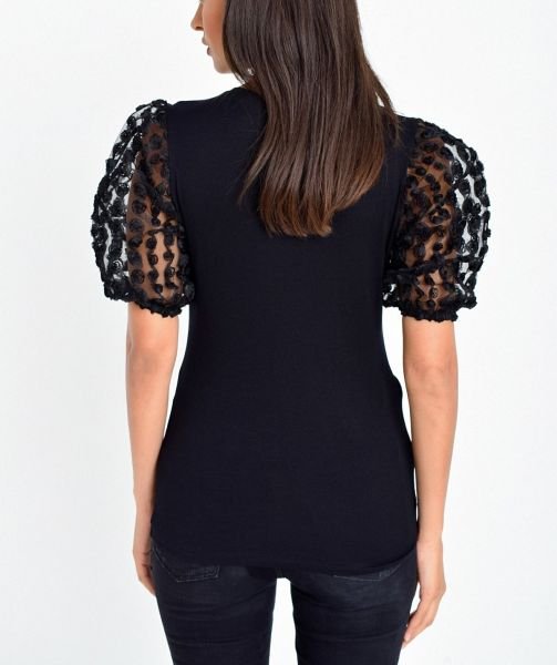 BLACK-BLOUSE