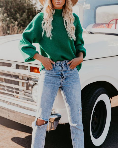 GREEN-SWEATERS