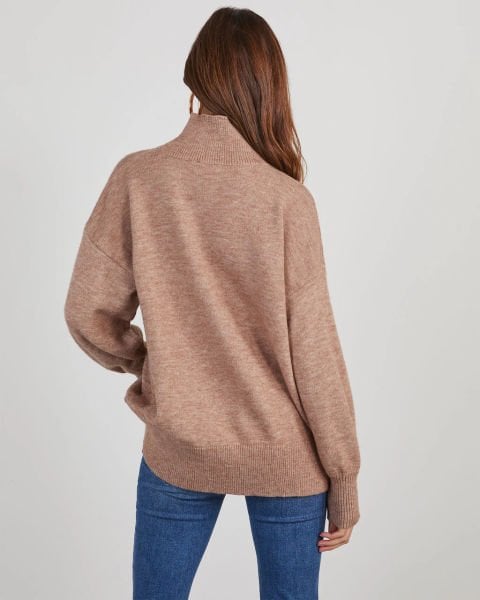 CAMEL-SWEATERS