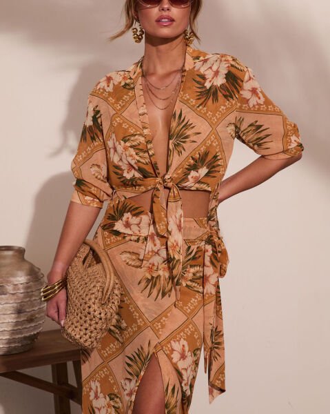 MULTICOLOR-FLORAL BLOUSE