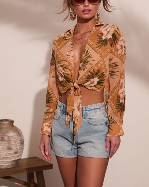 MULTICOLOR-FLORAL BLOUSE