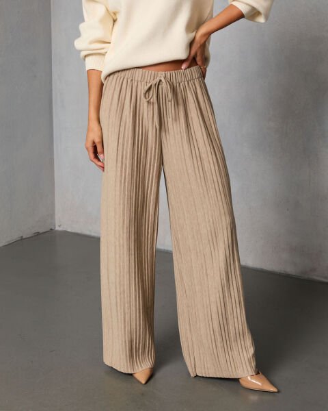 BEIGE PANTS