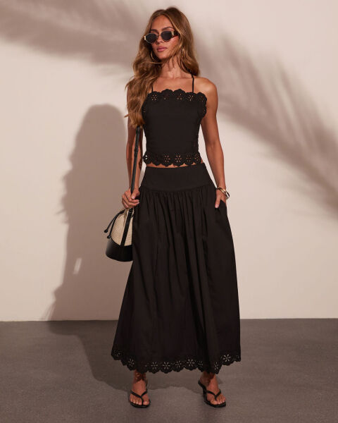 BLACK SKIRT