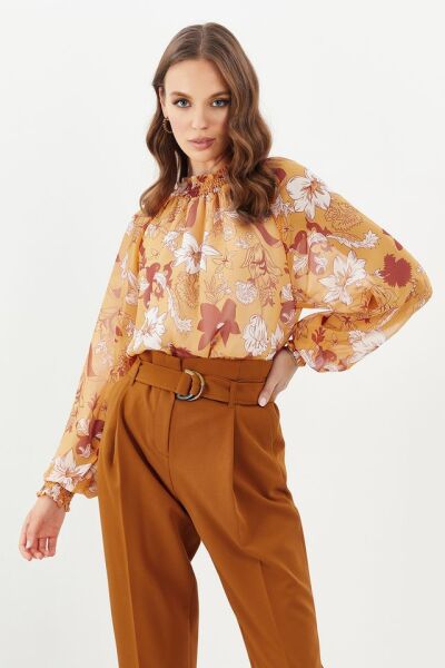 TILE-FLORAL BLOUSE