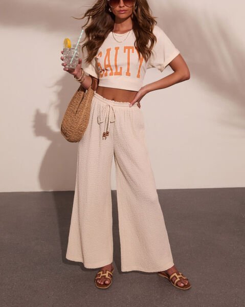 BEIGE PANTS
