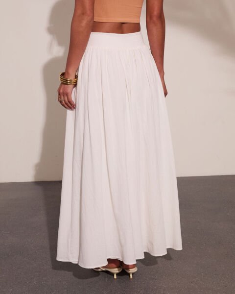 WHITE SKIRT