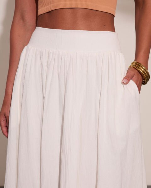 WHITE SKIRT