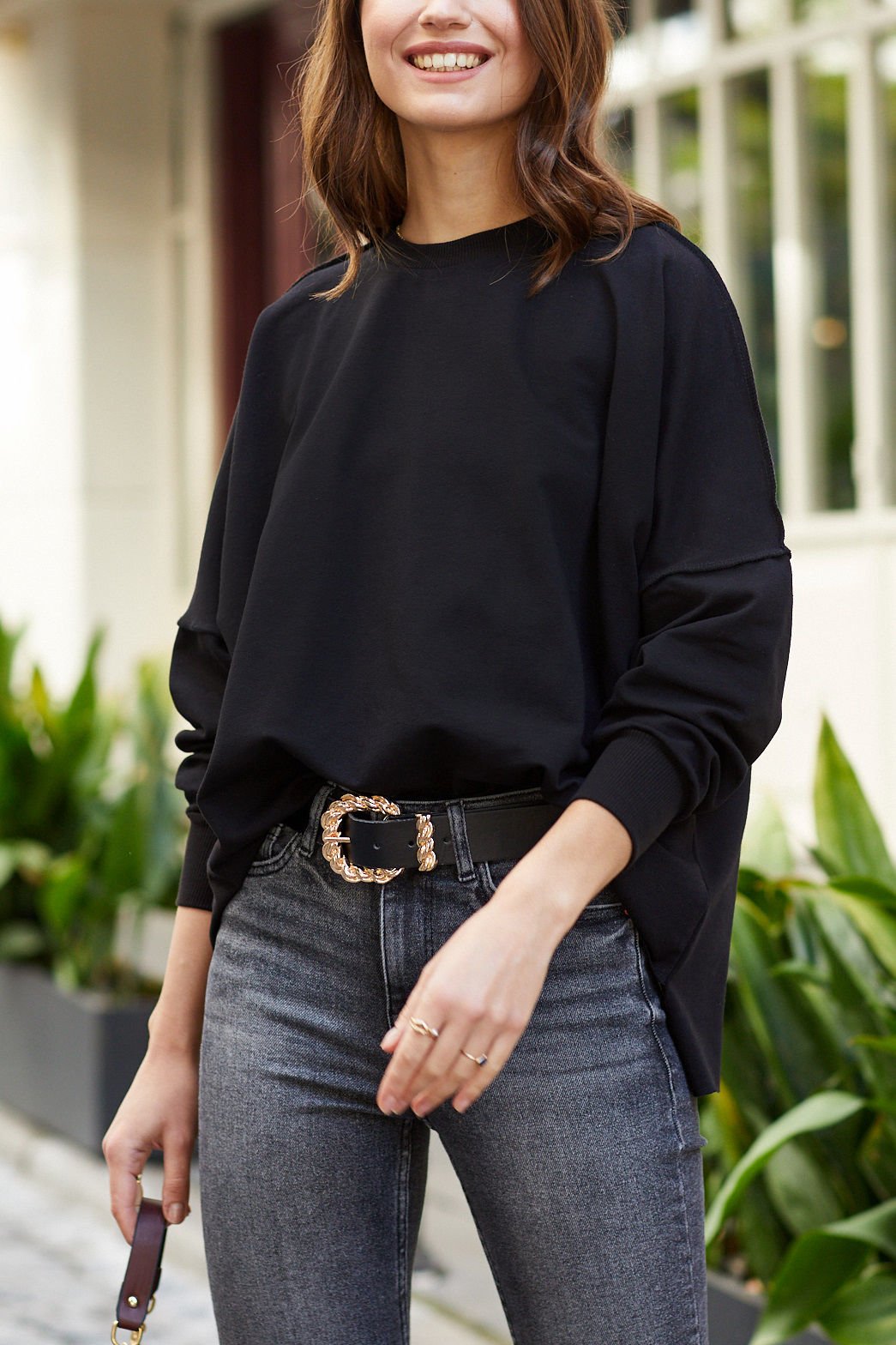 BLACK-BLOUSE