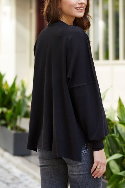 BLACK-BLOUSE