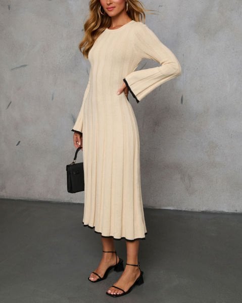 CREAM-BLACK-DRESS