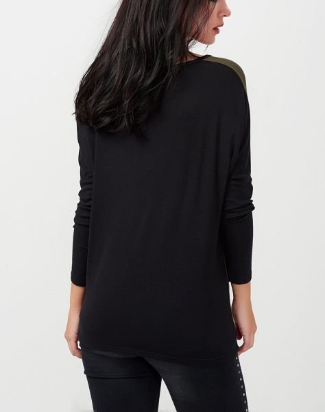 BLACK-KHAKI-BLOUSE