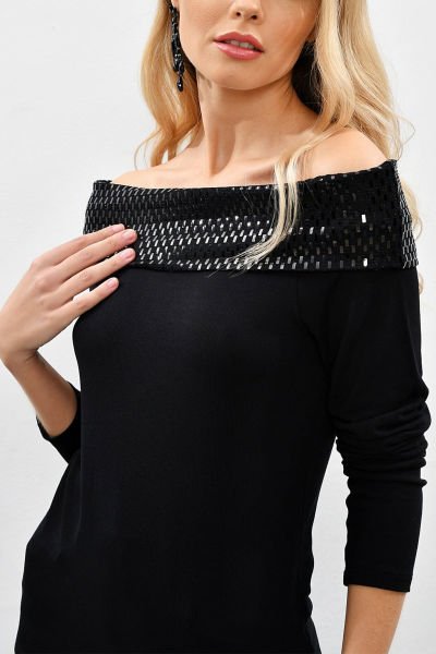 BLACK-BLOUSE