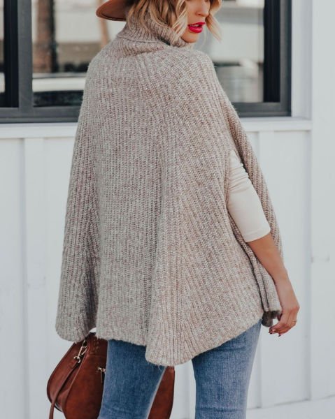BEIGE-PONCHO