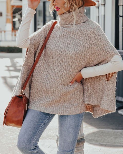 BEIGE-PONCHO