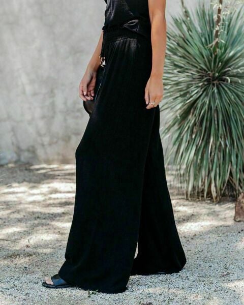 BLACK PANTS