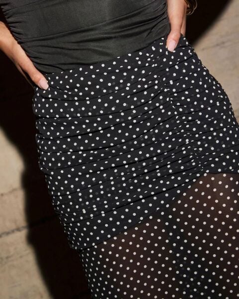BLACK-POLKADOT SKIRT
