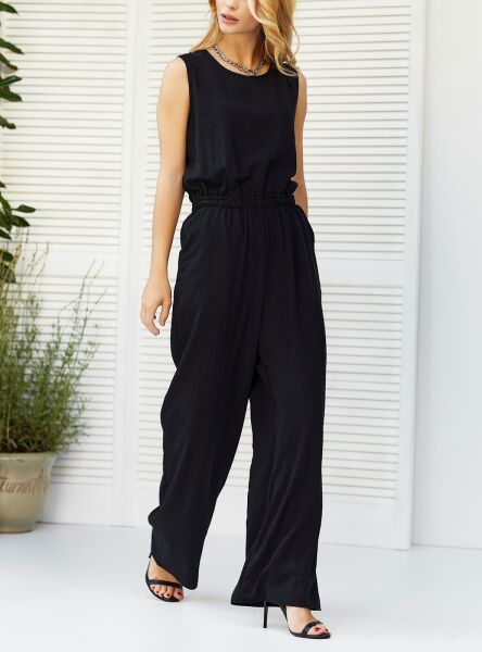 BLACK JUMPSUIT