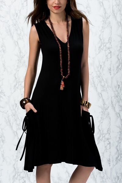 BLACK DRESS