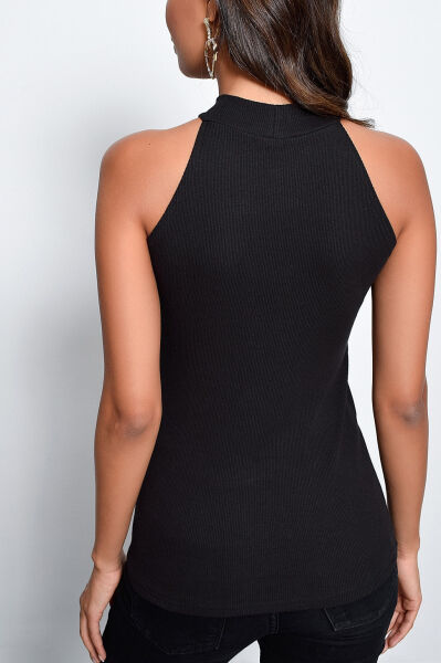 BLACK BLOUSE