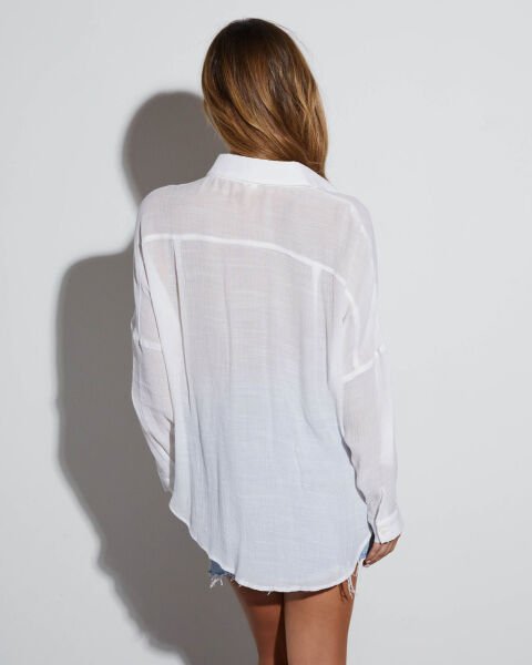 WHITE SHIRT